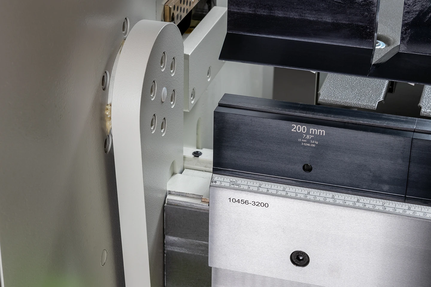 stort utrymme i prismorna på en forma kantvik