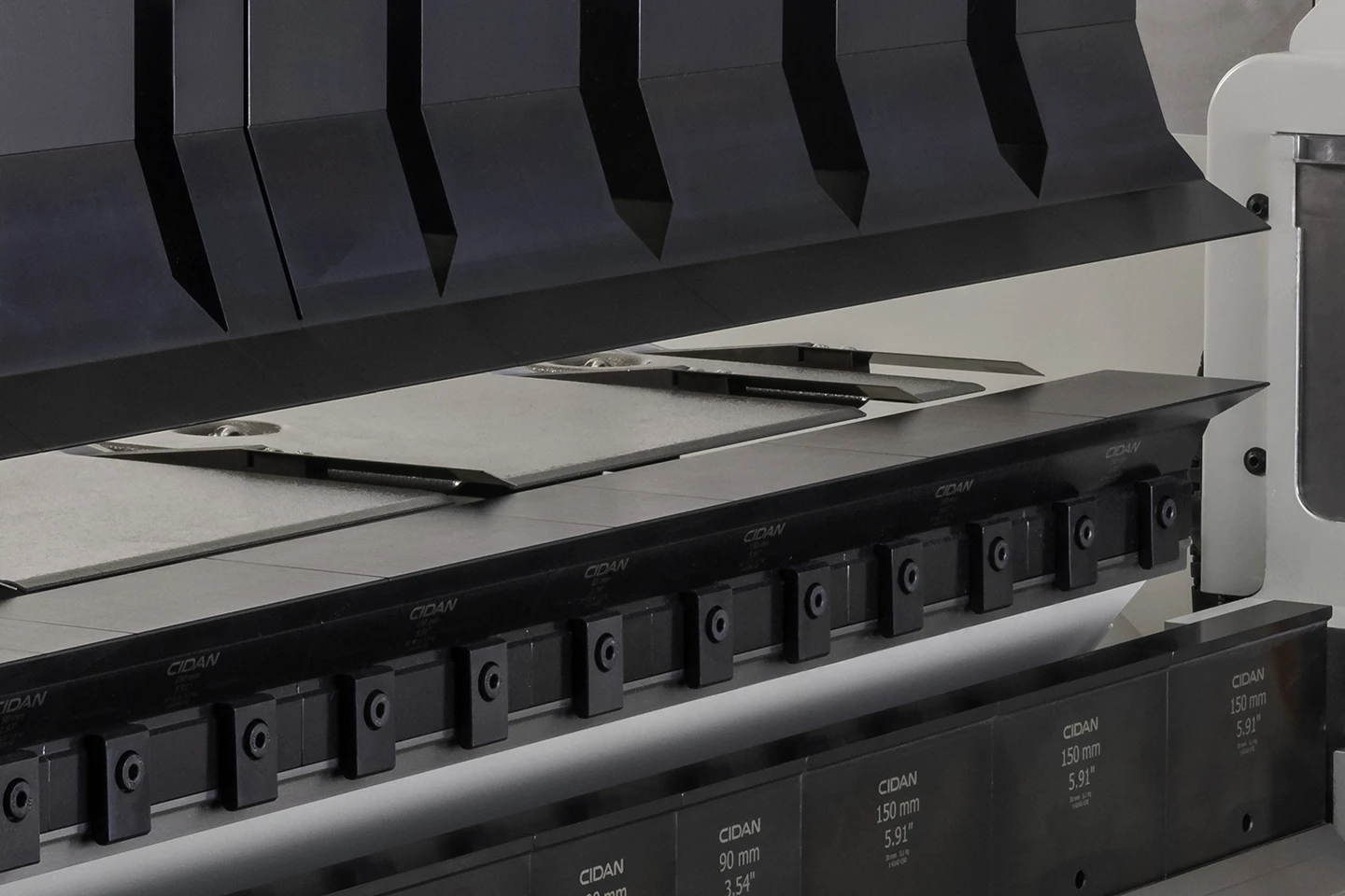 segmenterade underverktyg i en kantvik pro z