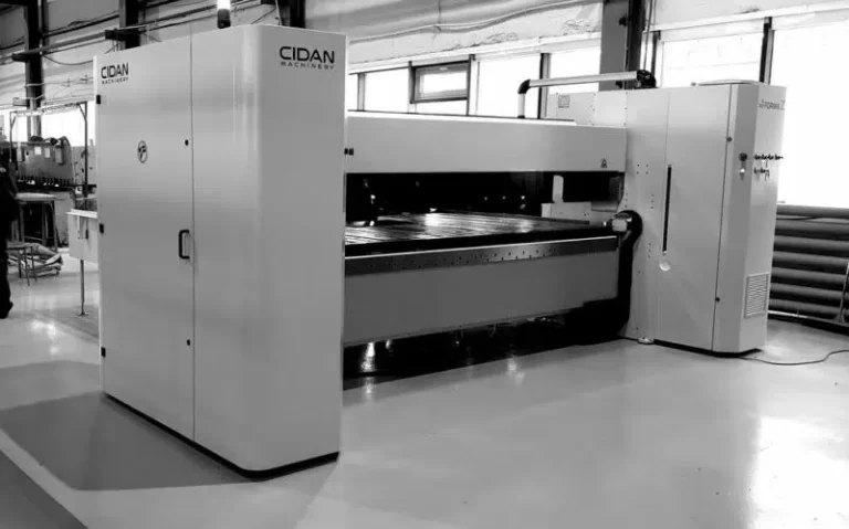 Forma Z hos MOBIL JSC, Yekaterinburg, Russia